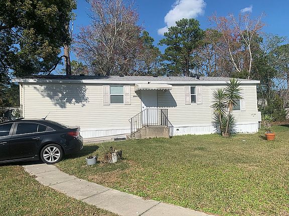 3rd image of 2999 Calder Dr