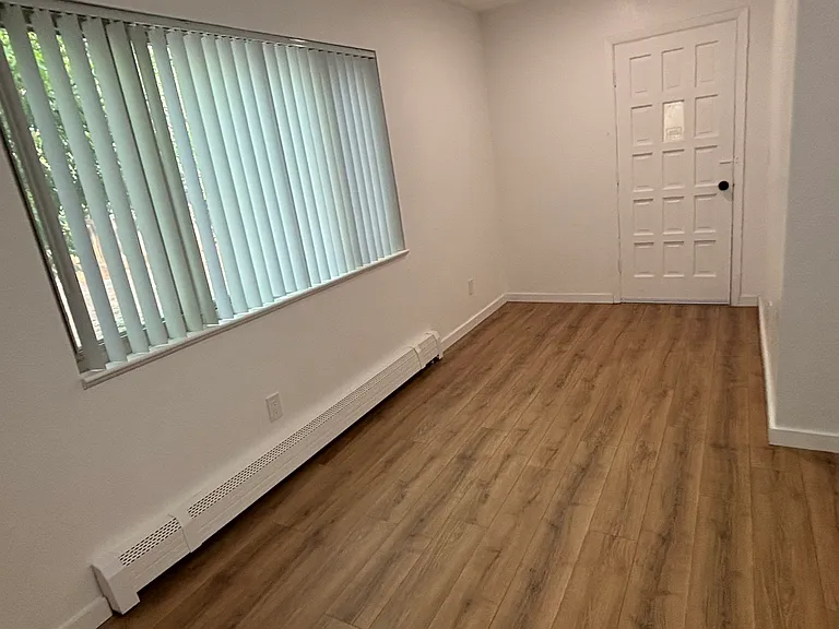 4520 Holland St — Photo 12