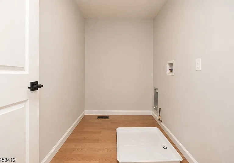 29 Frederick St #1 — Photo 10