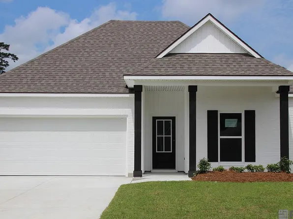 35447 Forest Manor Ave, Denham Springs, LA 70706