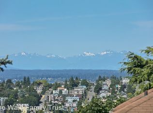 818 W Crockett St APT 202, Seattle, WA 98119