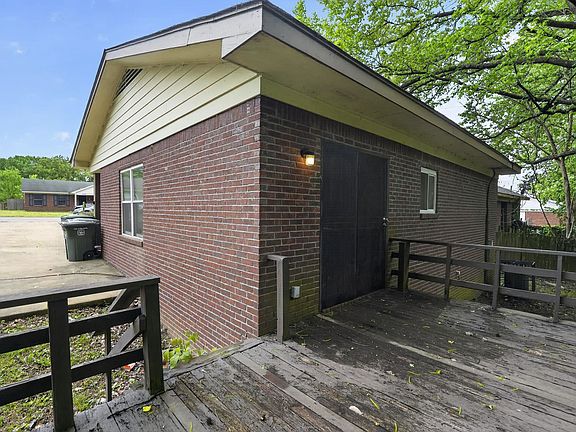 2nd image of 2588 Wellons Ave