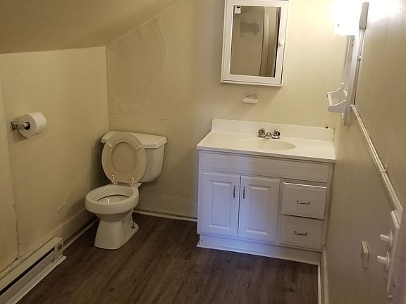 5th image of 125 Lorentz St #125A