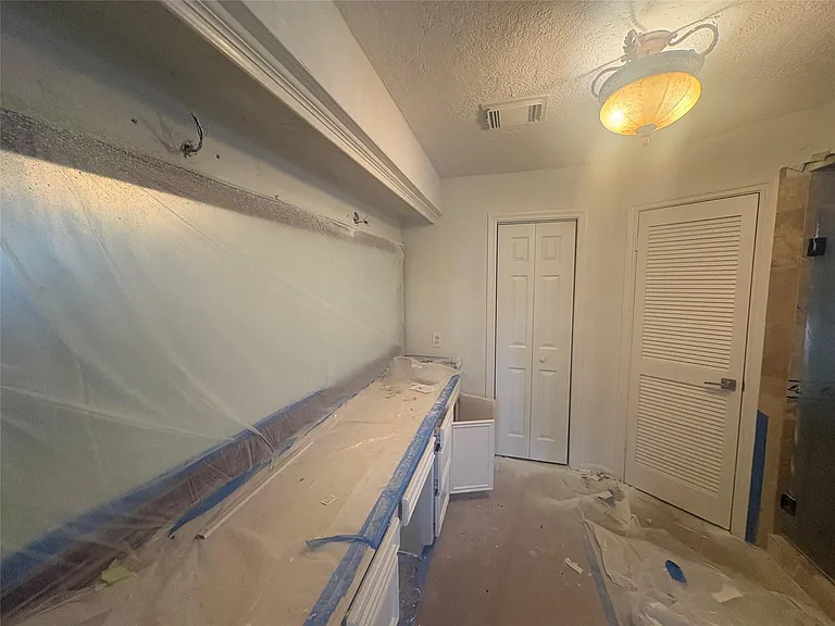 6918 Marisol Dr — Photo 13