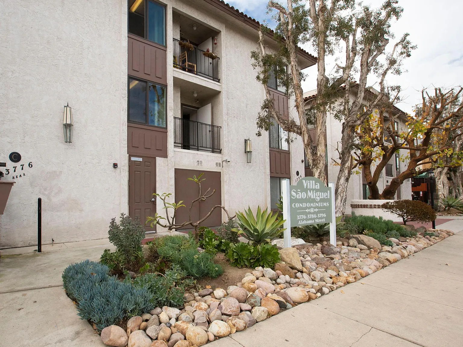 2 bed, 600 sqft, $1,725 — Photo 4