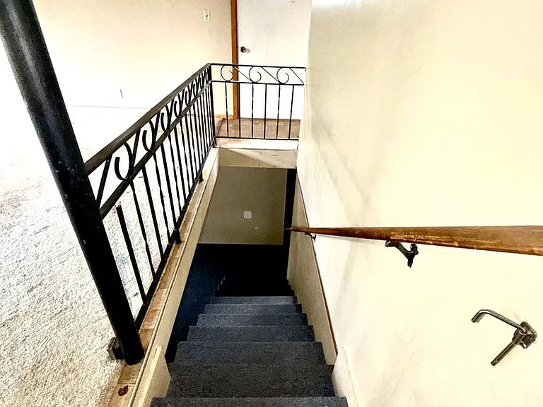 1020 E Kimberly Ave — Photo 5
