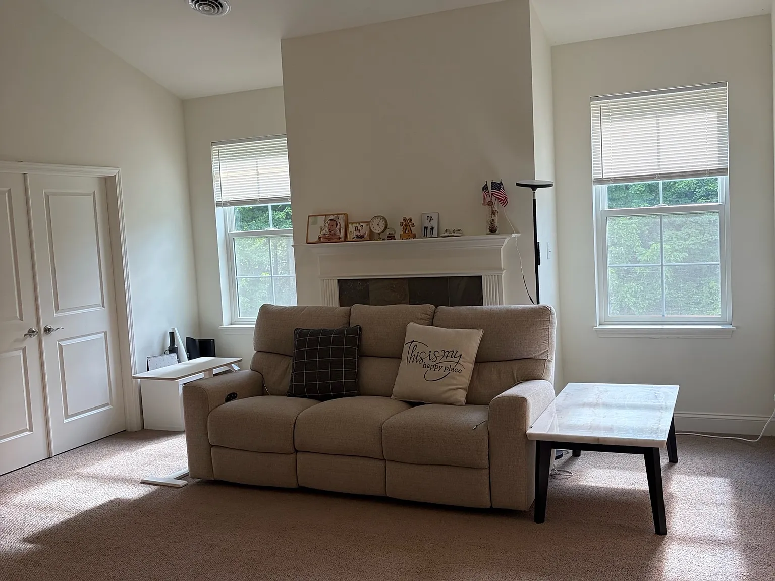3 bed, 2000 sqft, $2,900 — Photo 2