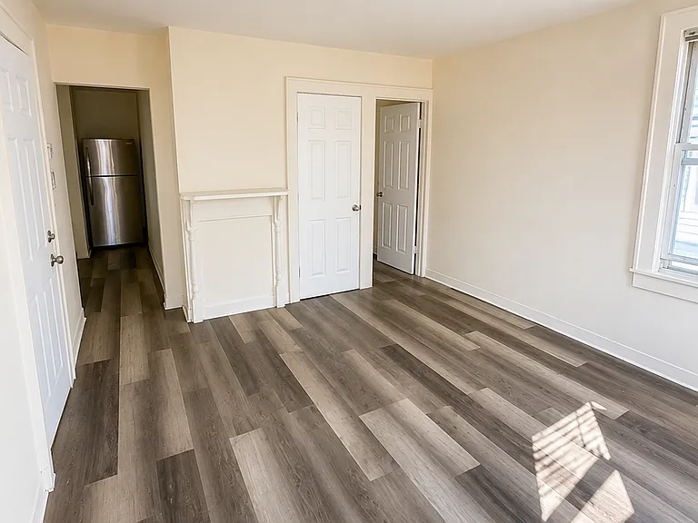 7 Brown Ave #2 — Photo 6