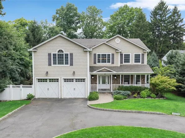 42 Spring Valley Rd, Montvale, NJ 07645