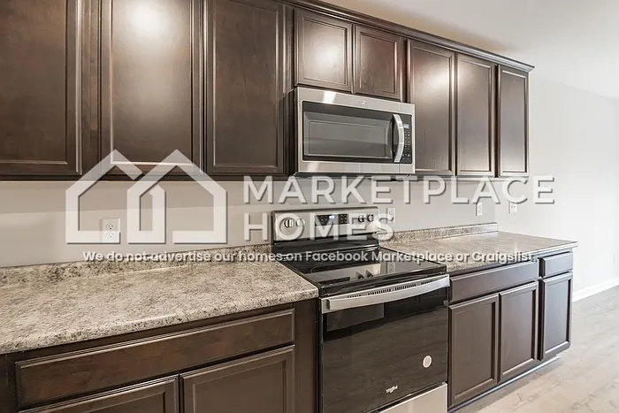 98 Dunnoman Dr — Photo 10