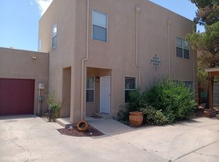 506 Phoenix Ave NW, Albuquerque, NM 87107