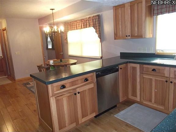 4th image of 1418 Rex Dr