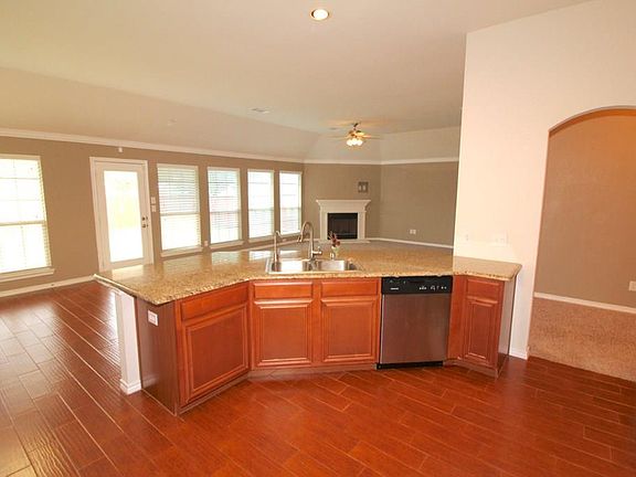 5th image of 313 McKamy Blvd