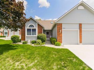 6906 W 156th St, Overland Park, KS 66223