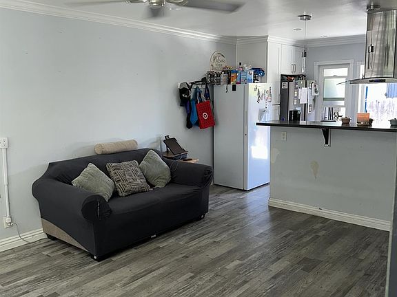 5th image of 419 W Kamala St
