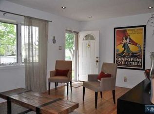 24 Elmwood Ter, Cresskill, NJ 07626