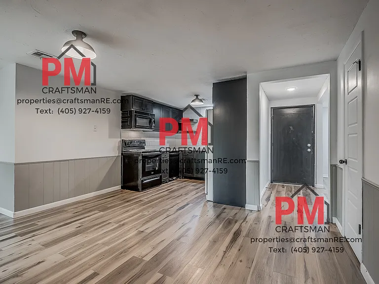 132 NW 80th St — Photo 32