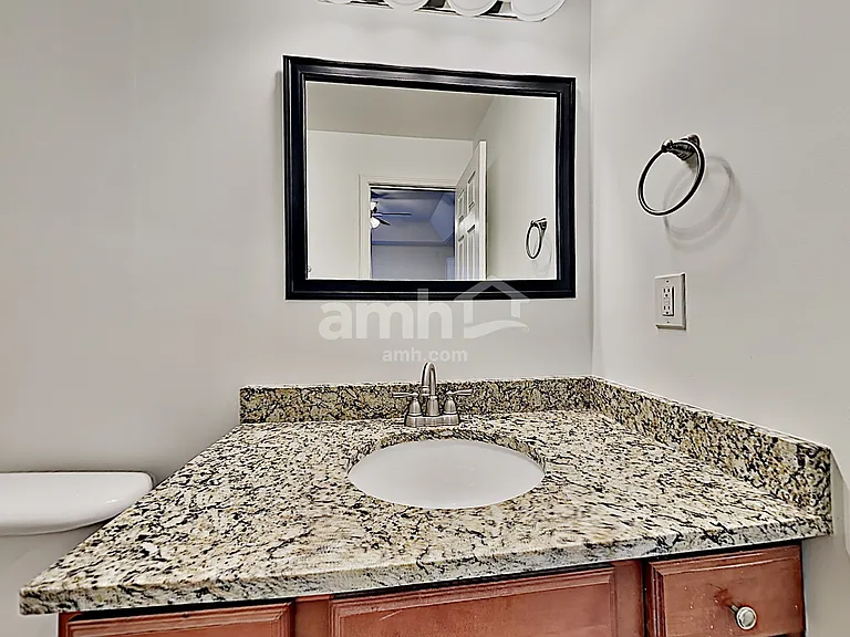1037 Steelechase Ln — Photo 11