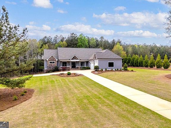 2nd image of 2499 Rivers Edge Dr