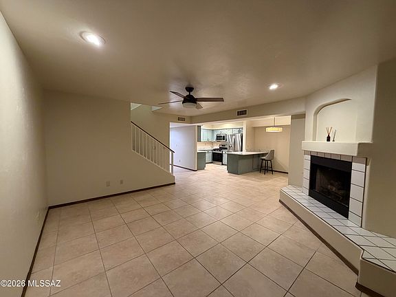 2nd image of 2928 E Sierra Vista Rd