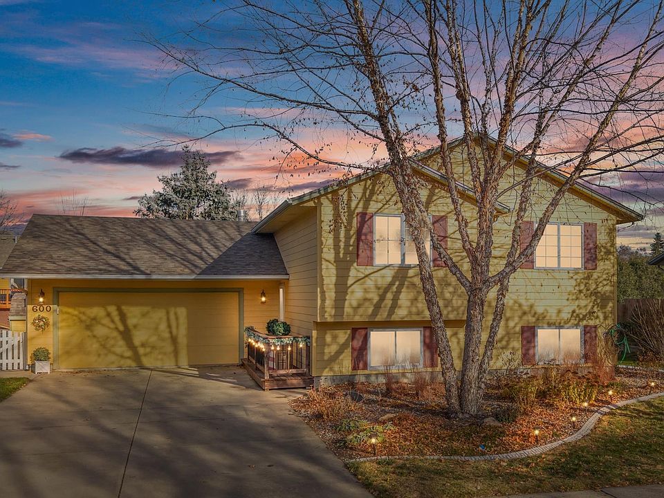 1st image of 600 N Yellowstone Dr