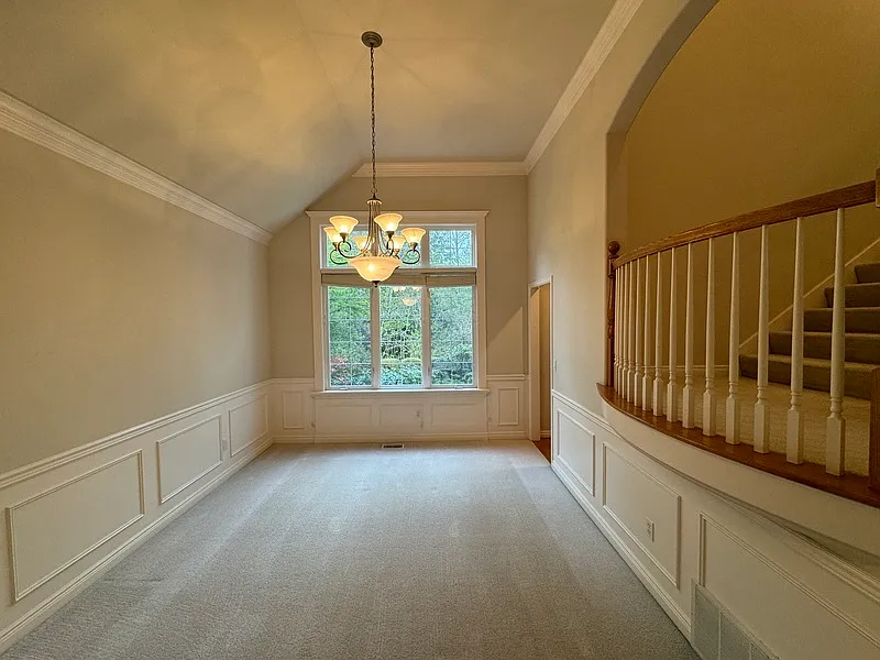 3 bed, 2.5 bath, 3063 sqft, $4,500 — Photo 4