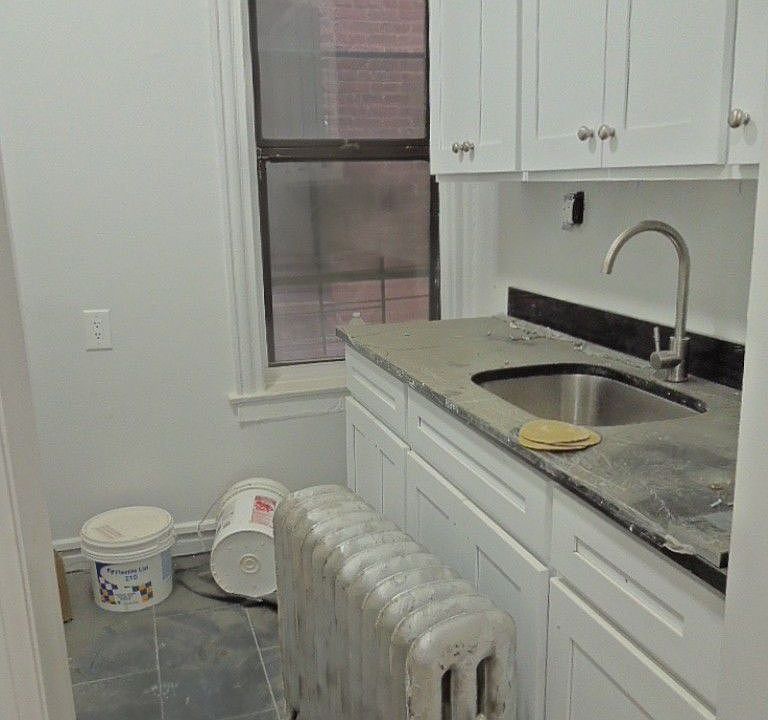 1st image of 272 Lincoln Pl APT B5