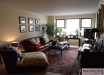Rented by Warburg