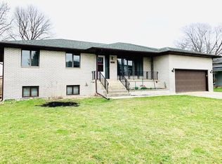 5076 W 89th Pl, Crown Point, IN 46307