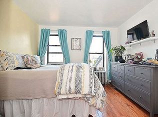 154 Allen St #2, New York, NY 10002