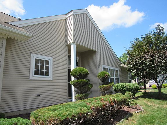 4th image of 23 Belvedere Drive S