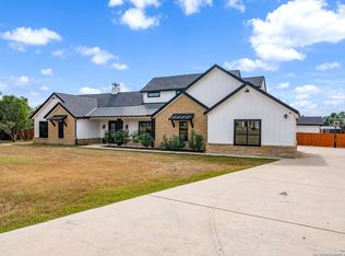 1115 Meadowstone Ct, Spring Branch, TX 78070