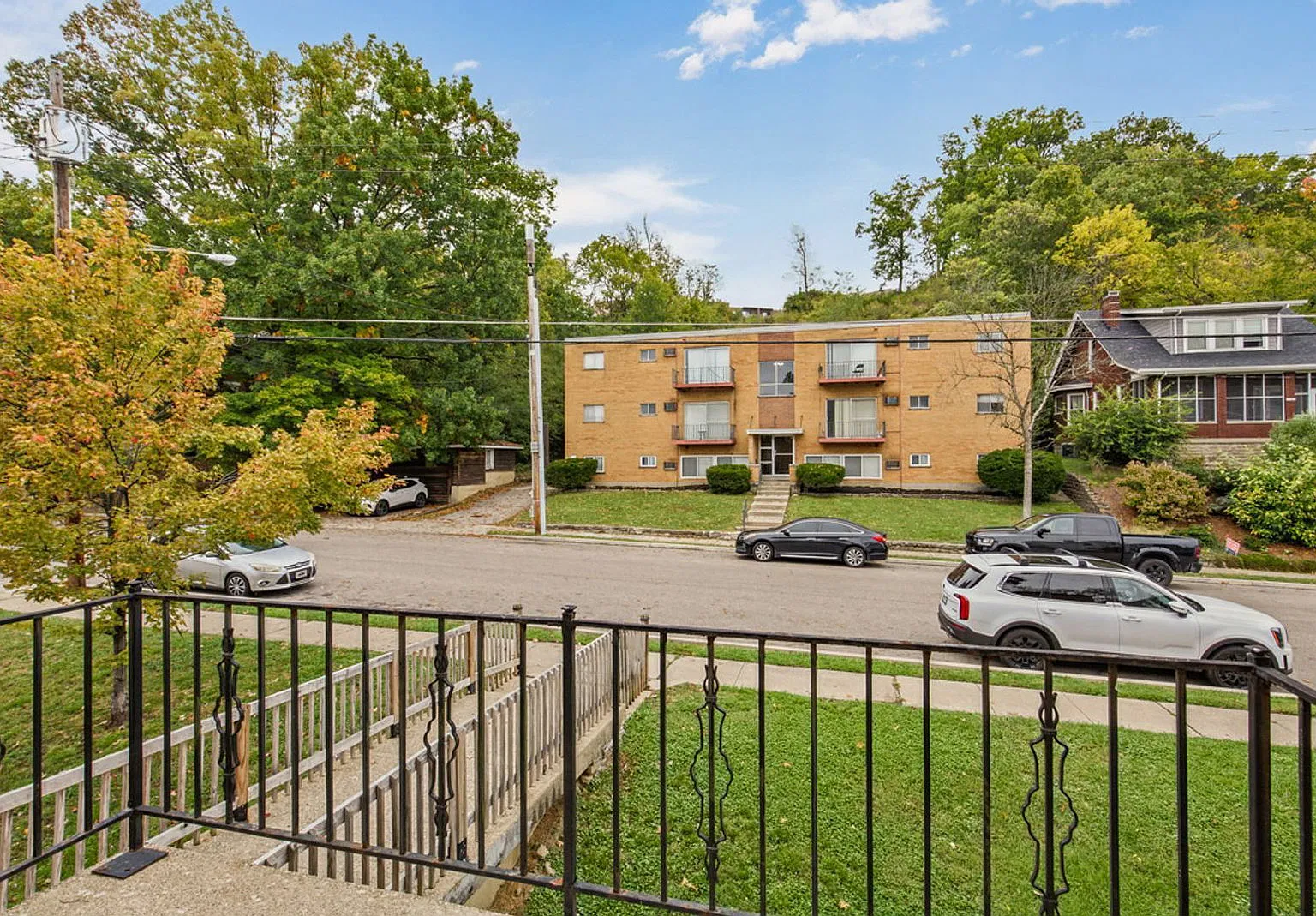 1 bed, 1.0 bath, 491 sqft, $875 — Photo 3
