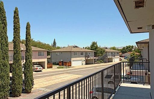 3rd image of 1269 Bouret Dr