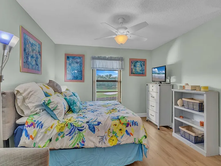 28 Plantation Dr #204 — Photo 8