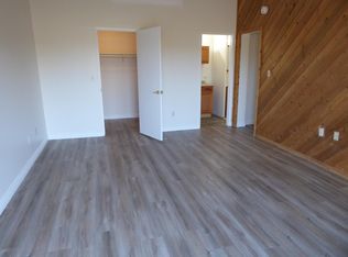 1011 Canal St #B, Oxnard, CA 93035