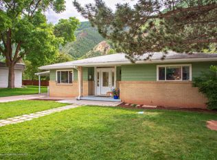 320 Park Dr, Glenwood Springs, CO 81601