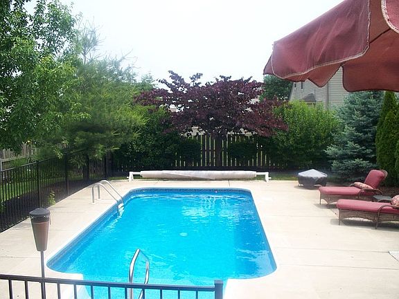 4th image of 1934 Sunridge Dr