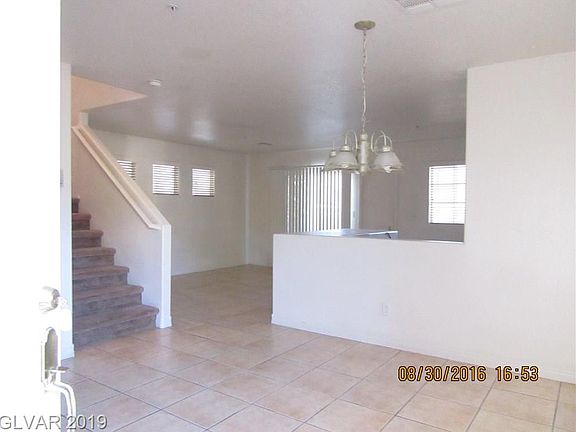 2nd image of 3016 Sunset Harbor Ct