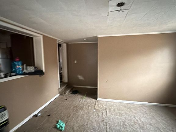 2nd image of 484 Yellow Skin Road