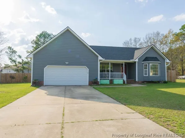 110 Markus Place Dr, Raeford, NC 28376