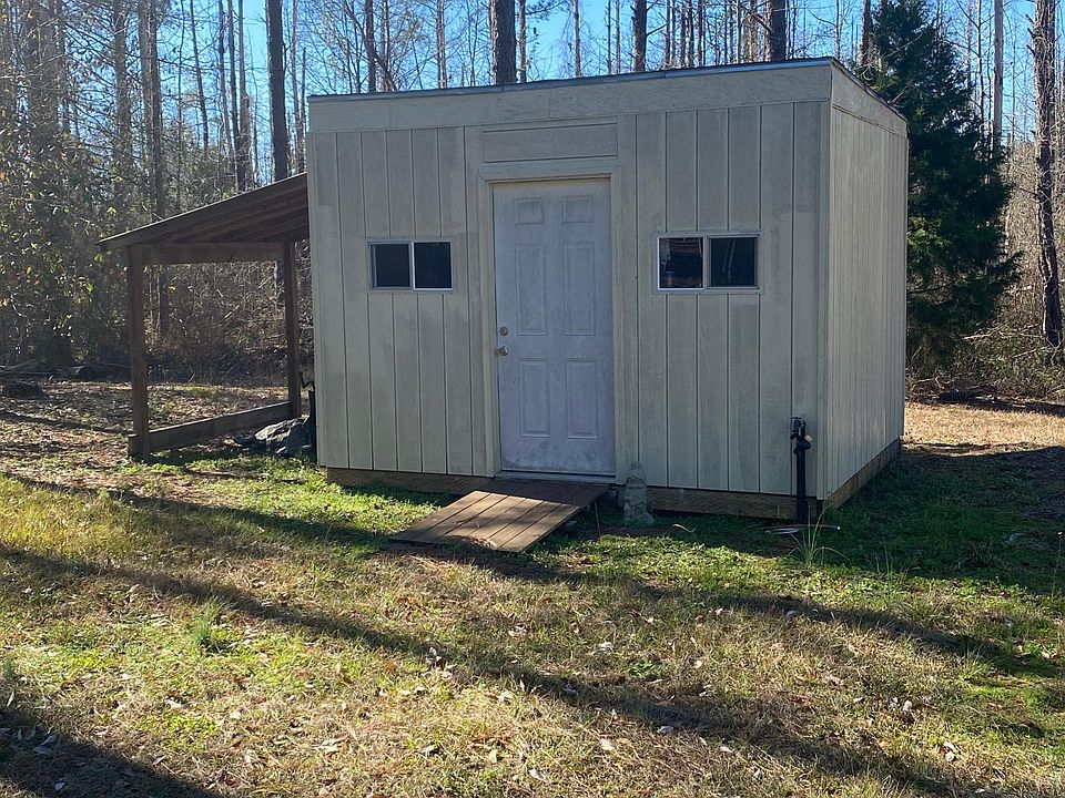 2nd image of 5600 Valley Rd