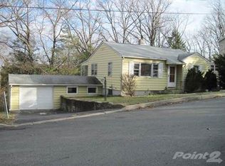 36 Millington Ave, Hewitt, NJ 07421