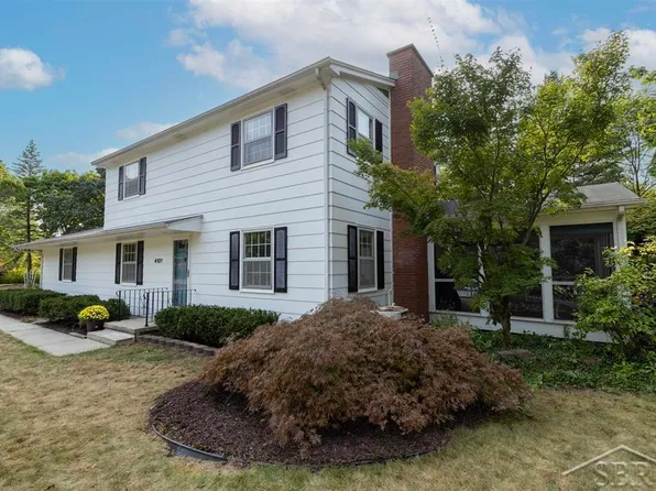 4101 Arlington St, Midland, MI 48642