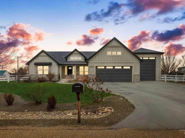 10031 Riverbend Pl, Middleton, ID 83644