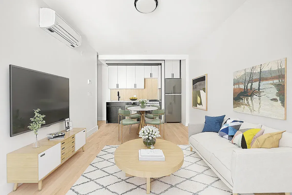 22 Frost Street — Photo 1