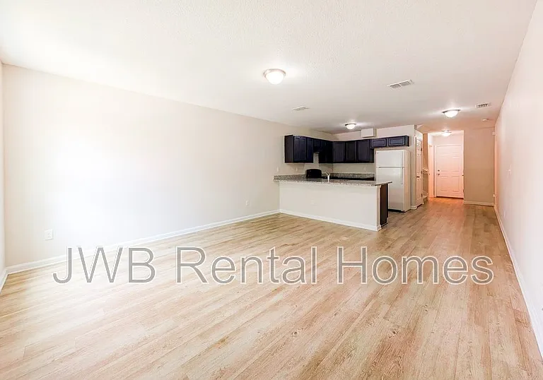 8474 McGirts Village Ln — Photo 3