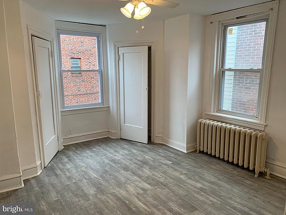 4th image of 4955 Pine St Floor 2