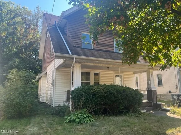 1001 Celina Ave, Akron, OH 44307