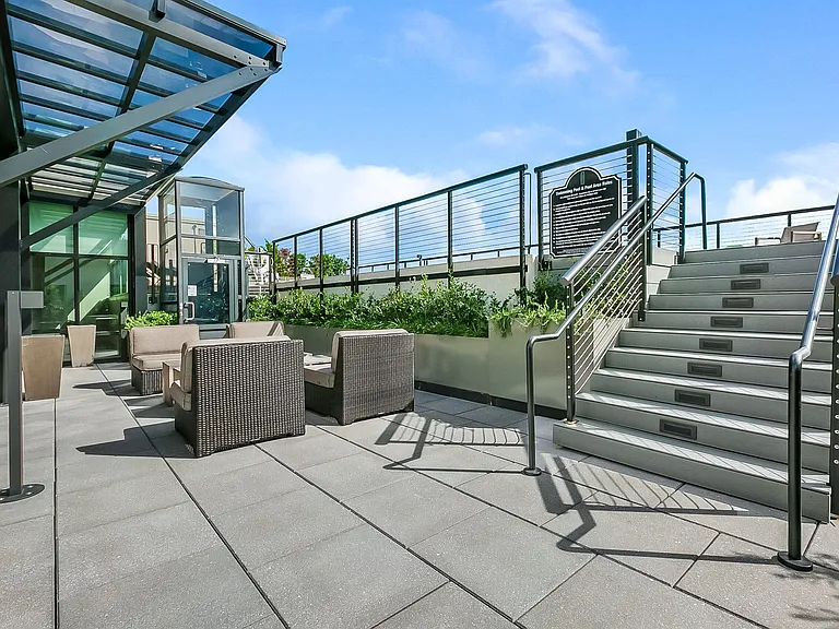 The Annex — Photo 9